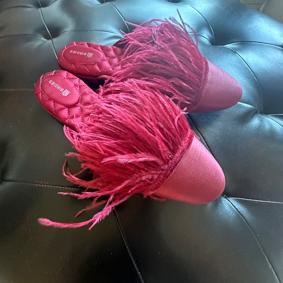 BIRDIES Women’s The Lovebird Feather Trimmed Mules Slippers Red Merlot 9.5 - Picture 2 of 12